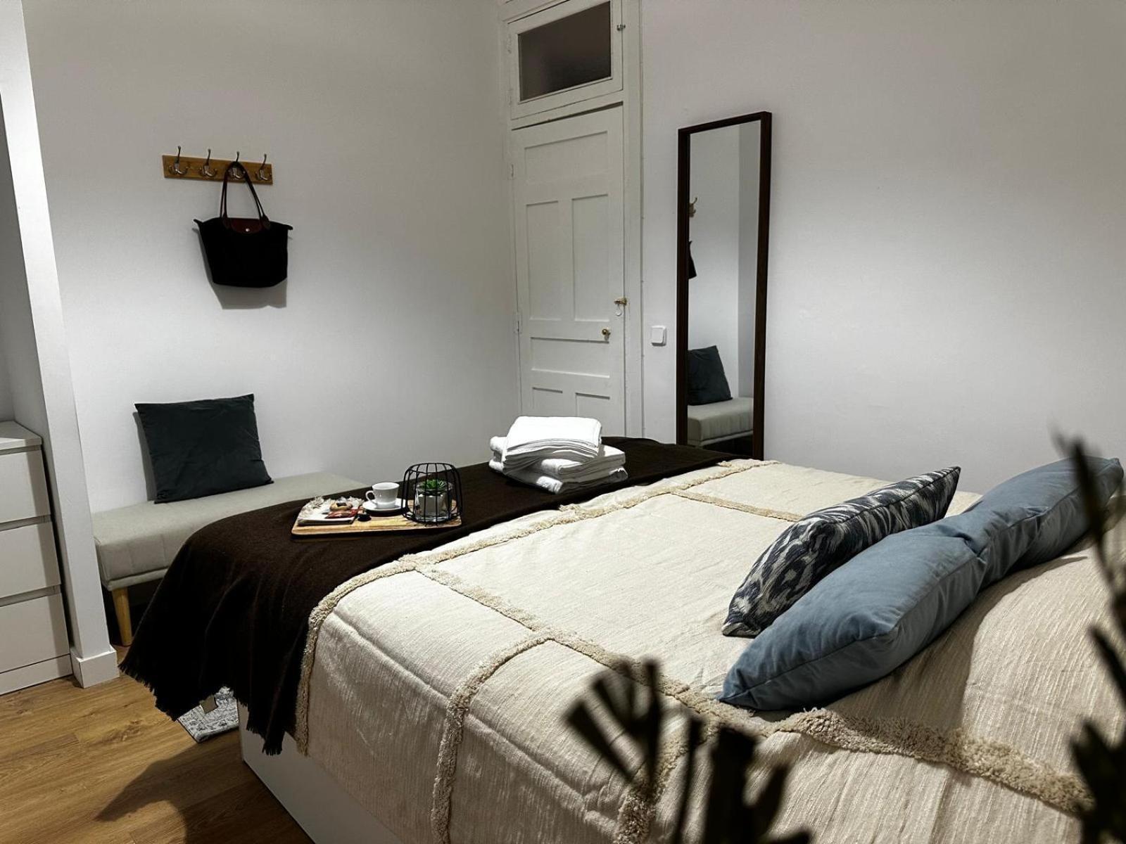 Piso 2 Habitaciones En El Centro Madrid Eksteriør billede