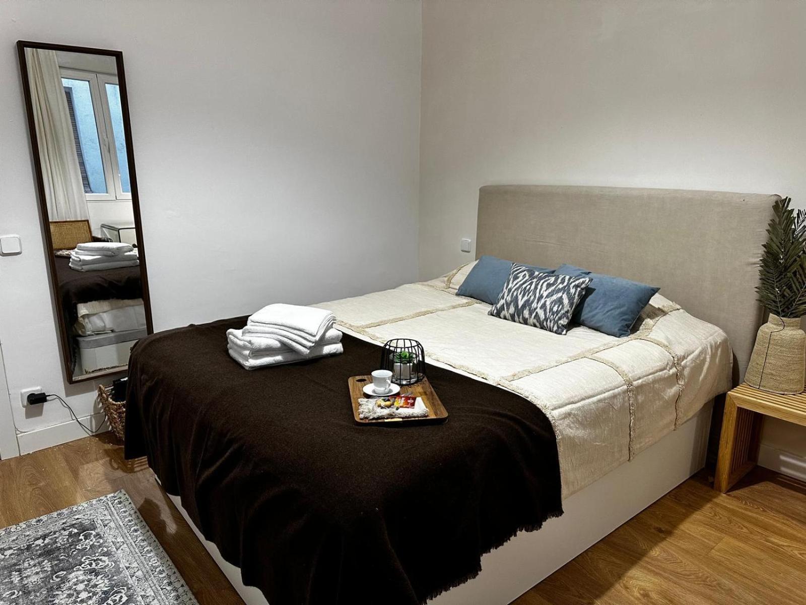Piso 2 Habitaciones En El Centro Madrid Eksteriør billede